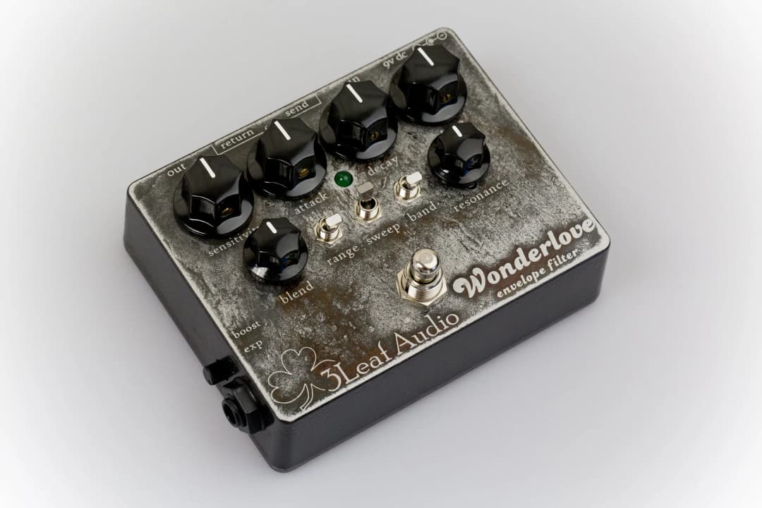 Wonderlove Guitar Pedal By 3Leaf Audio