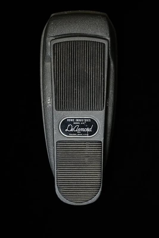 Volume/Tone Guitar Pedal By DeArmond