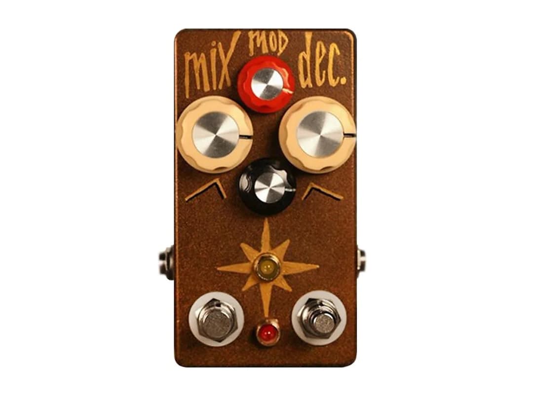 The Starlite v2 Guitar Pedal By Hungry Robot