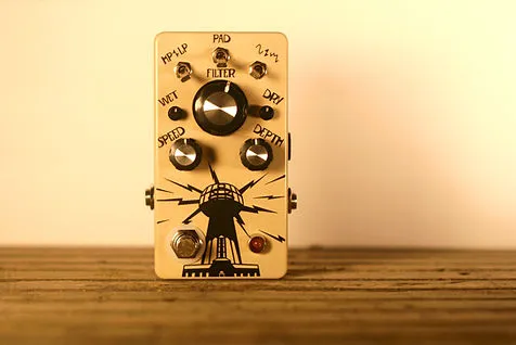 The Wardenclyffe Guitar Pedal By Hungry Robot