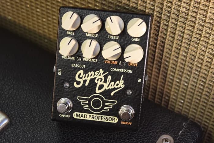 Double Moon Guitar Pedal By Mad Professor