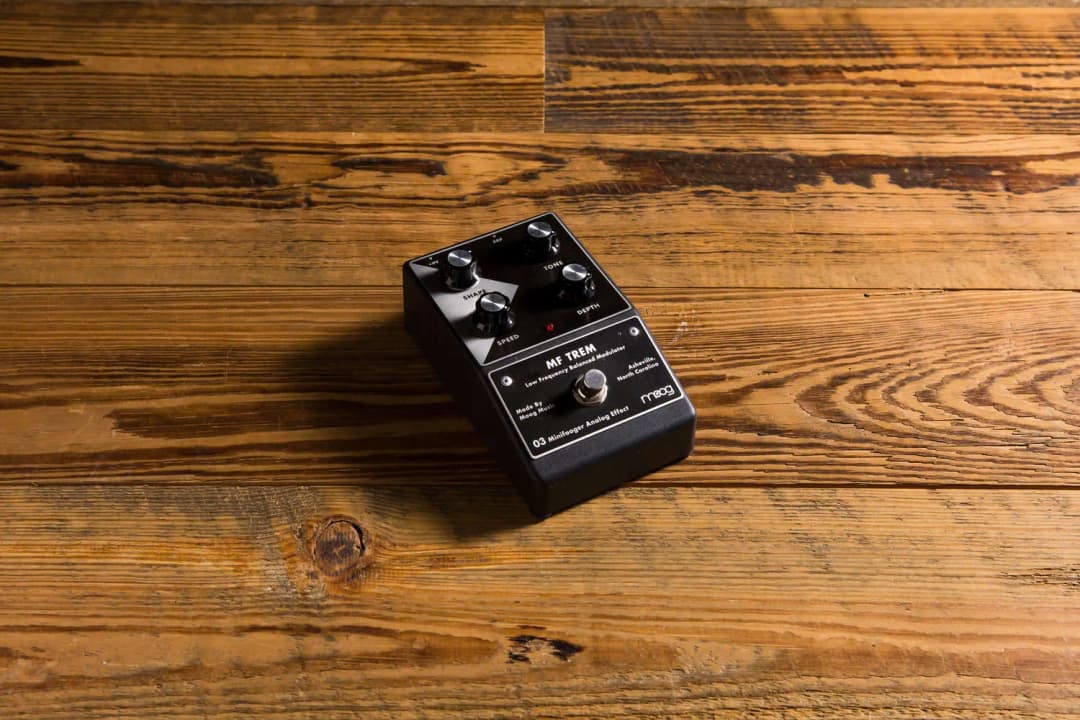Minifooger Trem Guitar Pedal By Moog