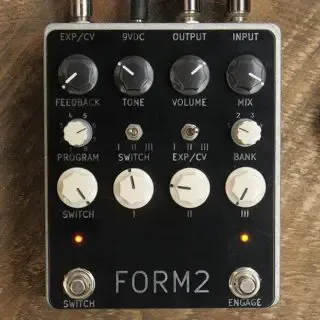 FORM Guitar Pedal By Pladask Elektrisk