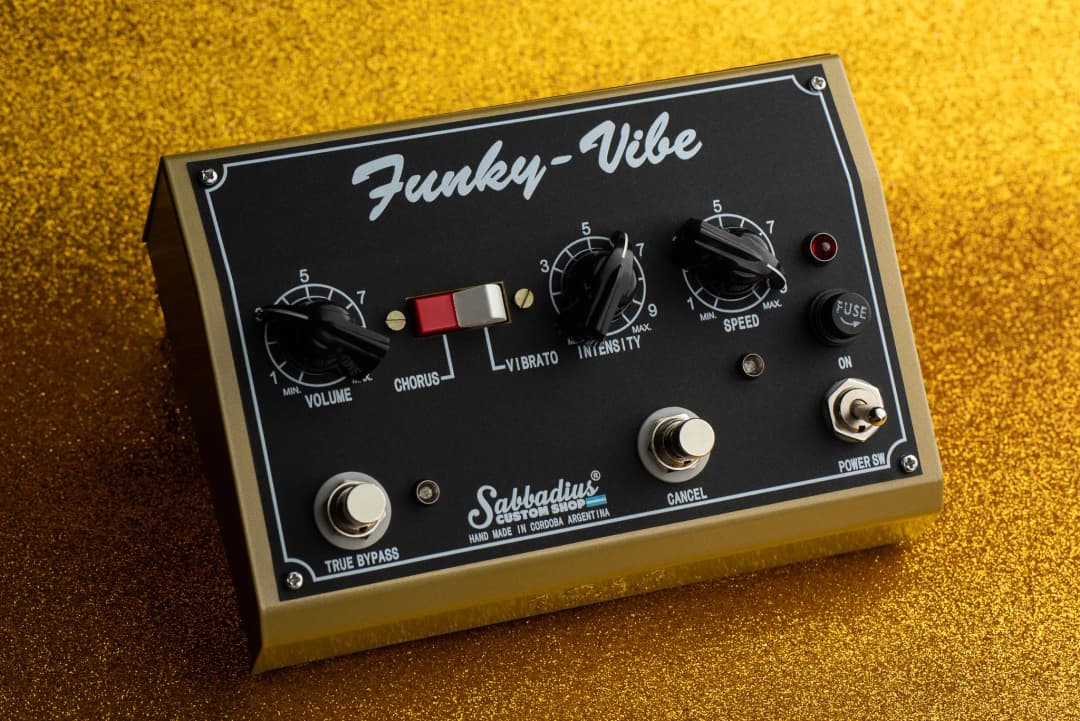 Funky-Vibe Guitar Pedal By Sabbadius
